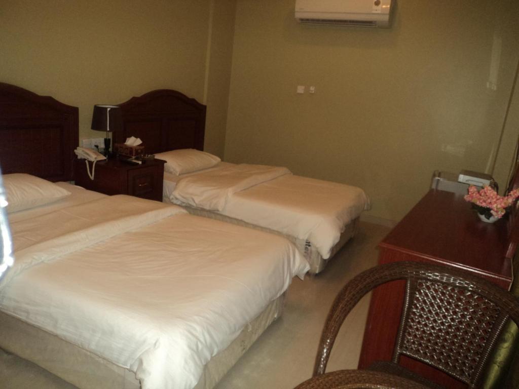 Hotel Taj Al Arab Al Buraimi Habitación foto