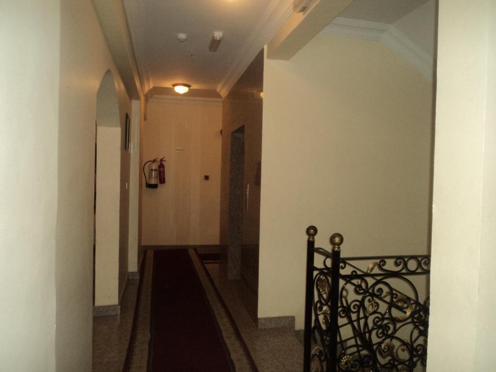 Hotel Taj Al Arab Al Buraimi Exterior foto