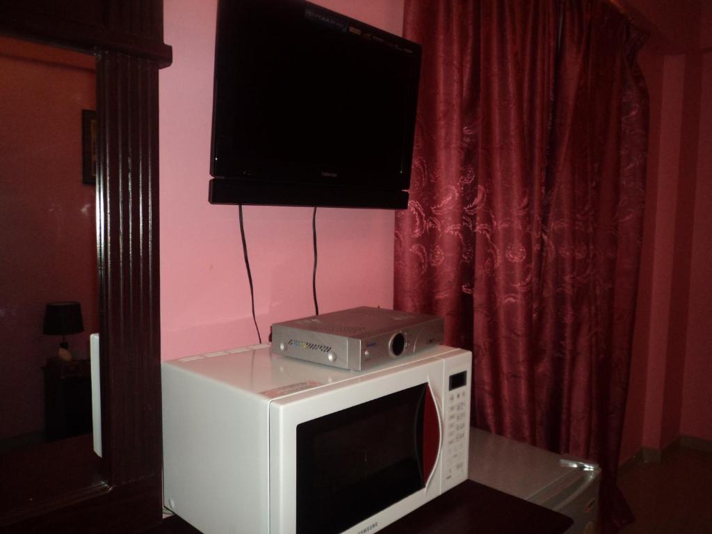 Hotel Taj Al Arab Al Buraimi Habitación foto